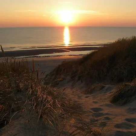 Duinhuis Zout Hout Casa de Férias *